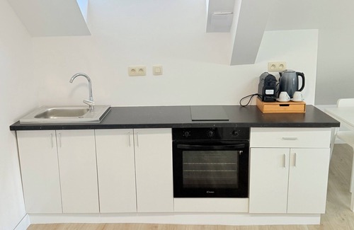 Mont-sur-Marchienne House | Mervahomee