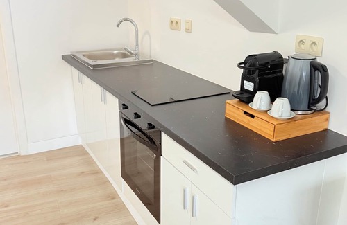 Mont-sur-Marchienne House | Mervahomee