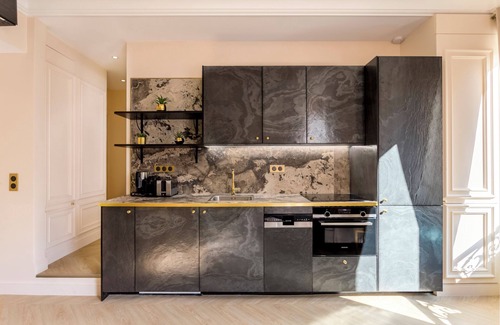 Quartier Sainte-Avoye Apartment | Merveil - Luxury Suite - Louvre - Ours I