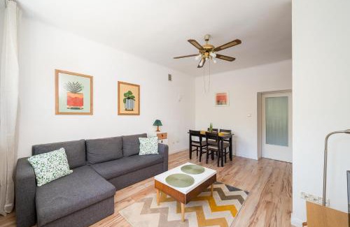 Wola Apartment | Metro Młynów Comfort Apartment by Bookinghost