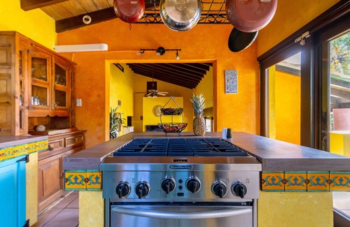 Ponton Villa | Mexican Style Villa With Private Pool, Free Utilities