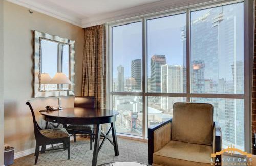 Las Vegas House | MGM Signature-24-811 F1 Track & Strip View Studio