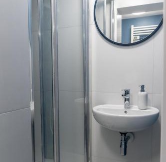 Radom Apartment | Miłe studio z ogródkiem i osobnym wejsciem