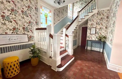 Danville House | Mi casita azul close to Knoebels and GMC