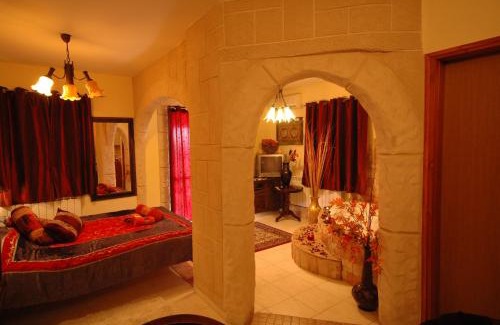 Sha'al Cabin | Michal's Suites