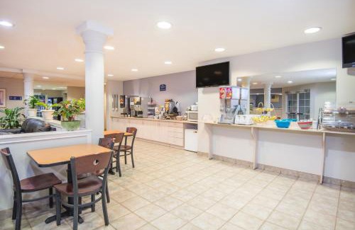 Verdigris Hotel | Microtel Inn & Suites Claremore Route 66