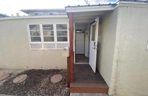 Midtown Apartment | Midtown Charm: 1BR Urban Pad