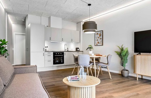 Vesterbro Apartment | Midtown Home Summary: