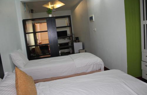 Thimarafushi House | Mikado Surf Camp