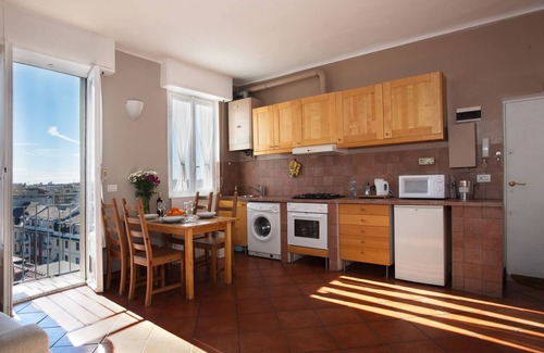 Citta Studi Apartment | Milan Skyline Apartment, Città Studi, 1 min Metro, Terrace, Wifi, Netflix