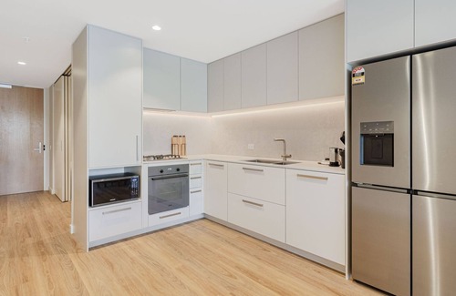 Coolangatta Apartment | Miles at Kirra Point 303 - Luxury Kirra Beachfront - Linen Provided - Min. 2 Night Stays!