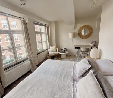 Venlo Bed & Breakfast | Milk and cookies