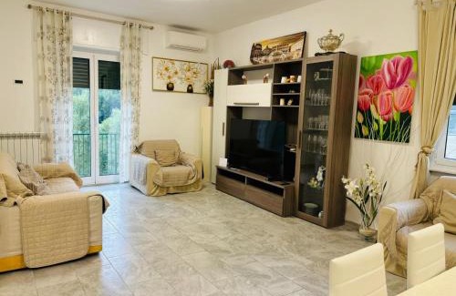 Isola del Cantone House | Milky's House