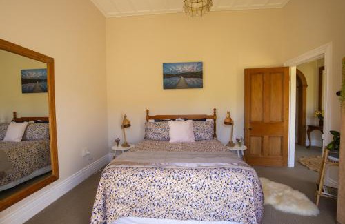 Pohokura Villa | Mill House