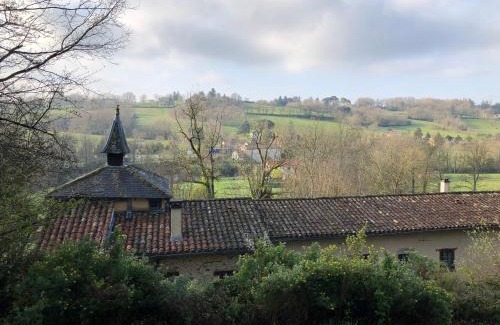 Castres House | Mille Fleurs