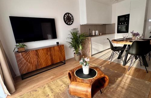 Bialoleka Apartment | Millennium Talarowa Mango