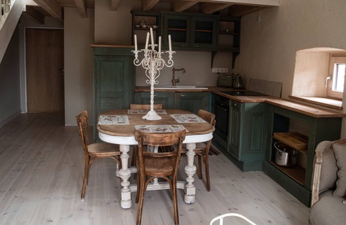 Saint-Bonnet-le-Froid Apartment | Millepertuis un Appartement Tout Confort au Cœur du Village Gourmand