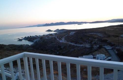 Mandrakia Hotel | Milo Milo Suites