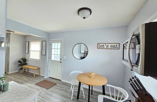 Cottage Grove House | Mimi's Cottage - Conveniently located in the hub of Cottage Grove.