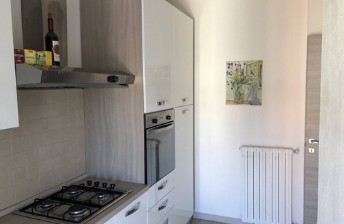 Nuoro Apartment | Mini Appartamento Completo di Tutti i Servizi IUN R7265