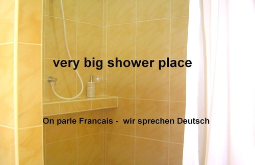 Warin Chamrap Hotel | Mini Golf & Resort Ubon Ratchathani