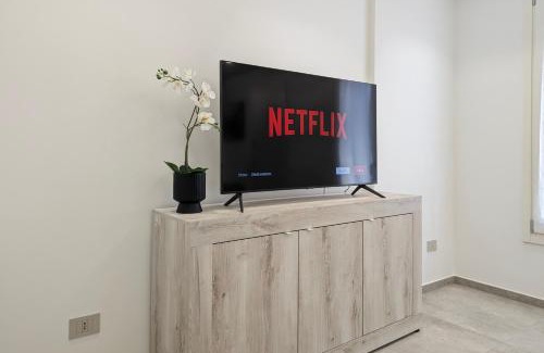 Porto San Giorgio Apartment | Minimal Apt Centro Wifi Clima by WeHostYou