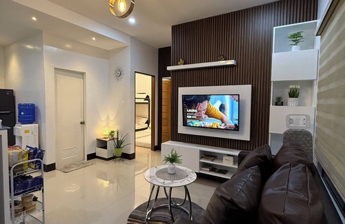 General Santos House | Minimalist 2-bedroom house in General Santos City with WiFi, AC
