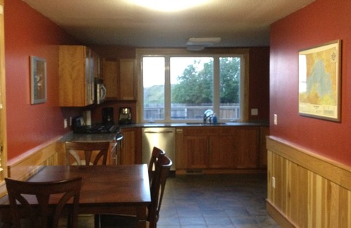 Park Point House | Minnesota Point Beach House 1-Spectacular Lake Superior View