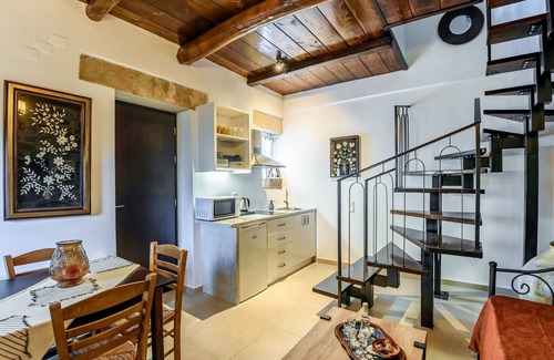 Agriles Apartment | Minos Country Living Alexander maisonete with pool