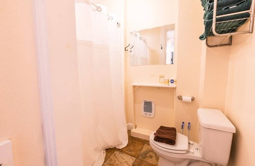 Centennial Apartment | Minutes from Skiing & Hiking