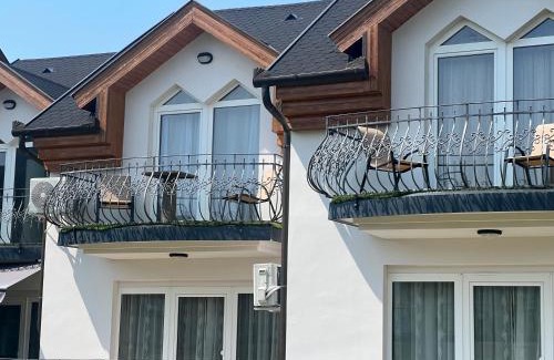 Vonyarcvashegy Apartment | Mirina Apartmanok