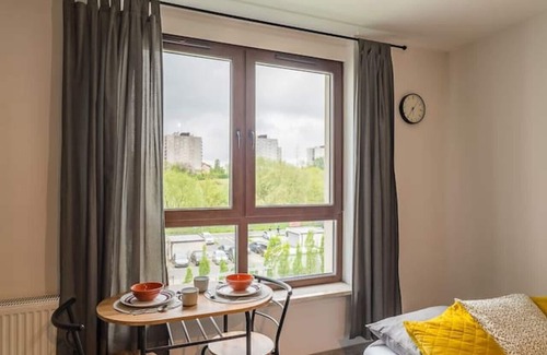 Krakow Apartment | Mistrzejowice Studio - Park, Tram & Bus nearby - by Rentujemy