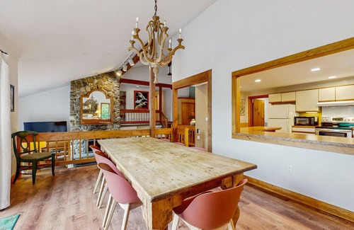 Franconia House | Mittersill alpine lodge w/infinity view of the mountains and forest