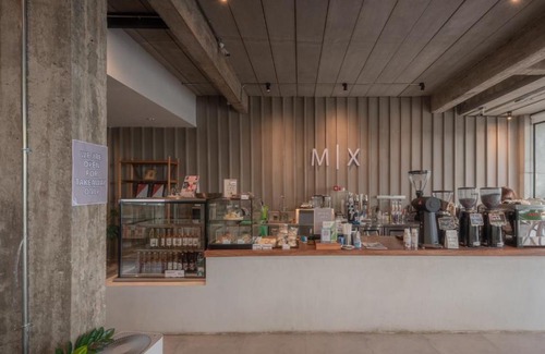 Mae Pa Hotel | Mix cafe x Bed D