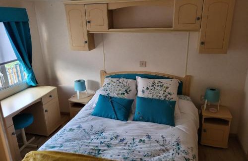 Le Neufbourg House | Mobil Home à la ferme