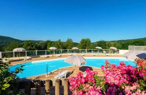 Nages House | Mobil-home | Comfort | 2 Bedrooms | 4/6 persons | Single terrace | A/C