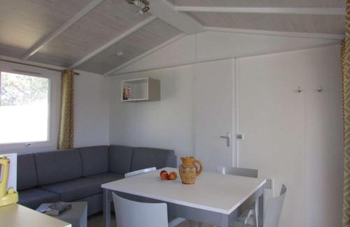 Erdeven House | Mobil-home récent 3 chambres, tout confort, proche plages et commerces, jardin clos, Erdeven - FR-1-479-86