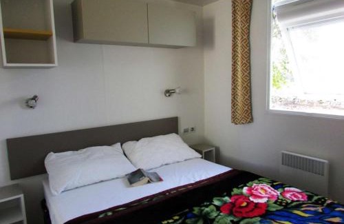 Erdeven House | Mobil-home récent 3 chambres, tout confort, proche plages et commerces, jardin clos, Erdeven - FR-1-479-86