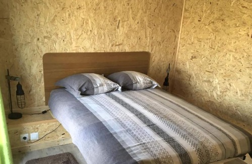 Saint-Georges-sur-Allier House | mobile home on the farm