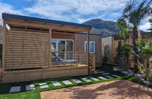 Maccagno Ski Chalet | Mobile Home on Lago Maggiore - Direct Beach Access M3