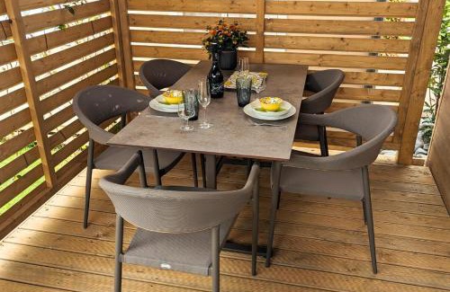 Maccagno Ski Chalet | Mobile Home on Lago Maggiore - Direct Beach Access M3