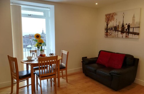 Uplands Apartment | Modern, 1 Bedroom Apartment, Uplands, Swansea