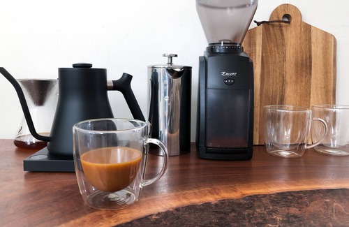 Kenwood House | Modern 2 BR Retreat w/Pool & hot tub in Sonoma on 2 acres along a seasonal creek