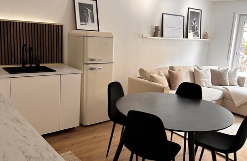 Leutkirch im Allgau Apartment | Modern 2-room apartment in a prime location near Center Parcs!