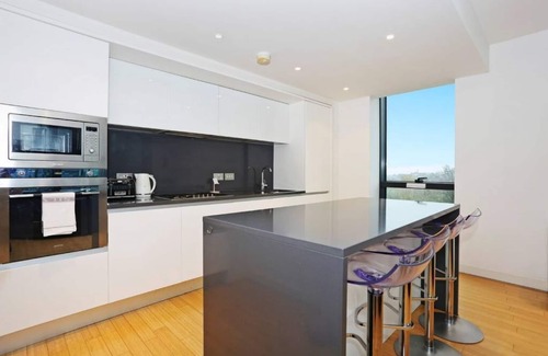 Laurieston Apartment | Modern 2bed with free Parking in the iconic Quartermile