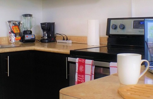 Santa Ana Apartment | Modern 2br/1.5ba Apt w/AC, View & Location. #D