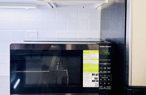 South San Jose Apartment | Modern 2BR Guest Suite w/Kitchen, W&D, Free Parking, Fire Pit - 10 mins to SJC