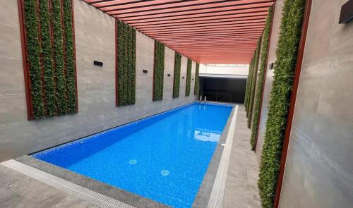 Jesus Maria Apartment | Modern 3BR 2BA Apt Gym and Parking Near Real Plaza, UP and Trendy Cafés