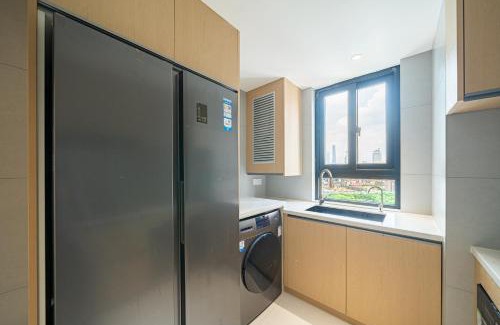 Downtown Shanghai Apartment | Modern 3brs wis CAC&Fheating,near Jing'an Temple