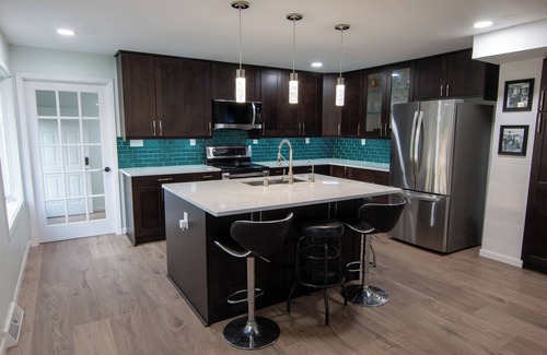 Waukesha House | Modern and Convenient Waukesha 3BR home with 2 King Beds and Hot Tub